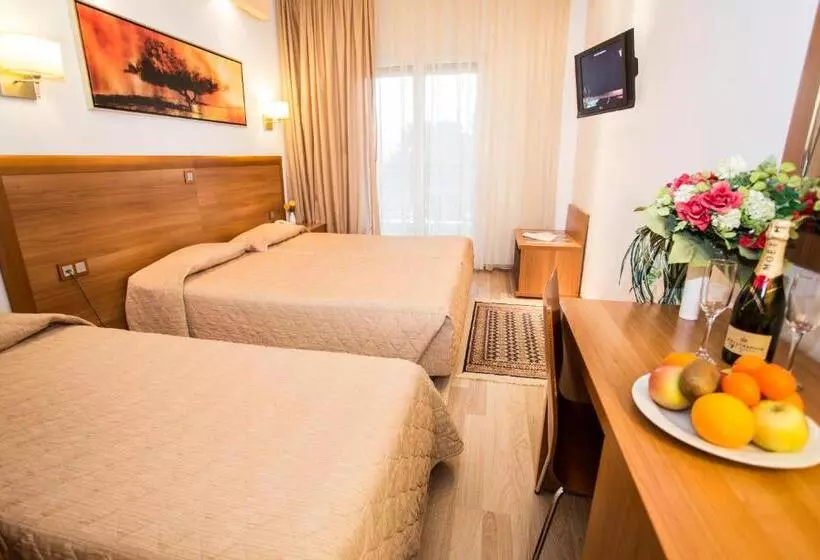 Fotos del hotel Pefka:  21