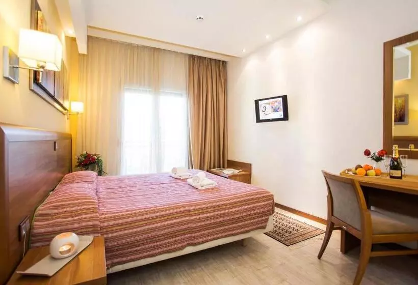 Fotos del hotel Pefka:  9