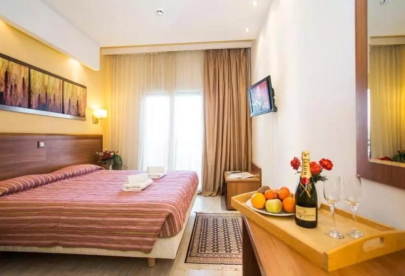 Fotos del hotel Pefka:  5