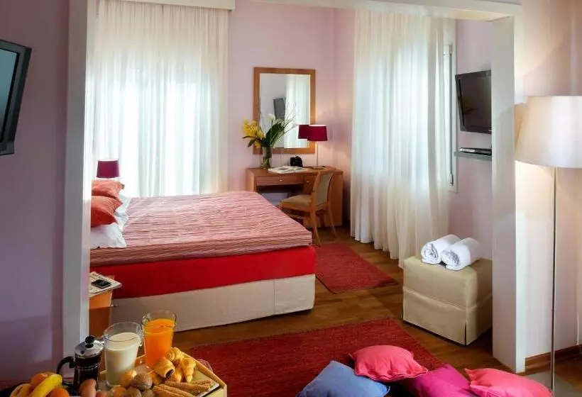 Fotos del hotel Pefka:  2