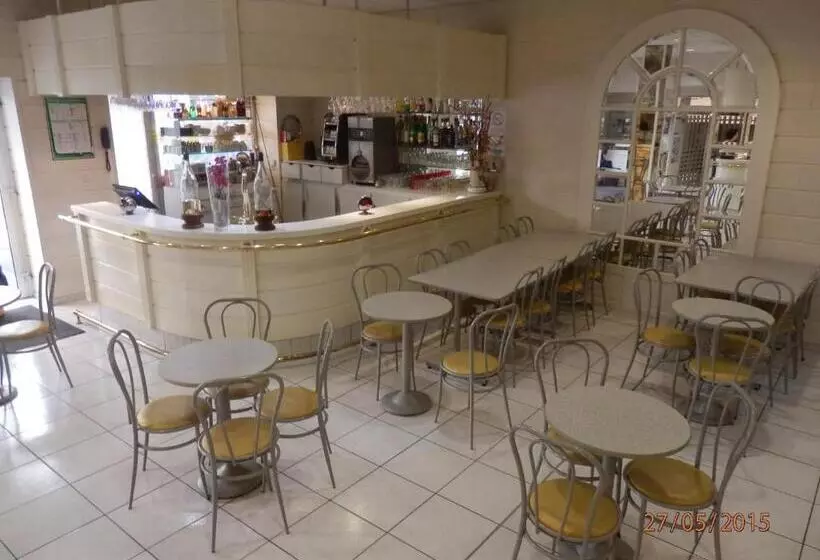 Fotos del hotel De Paris:  11