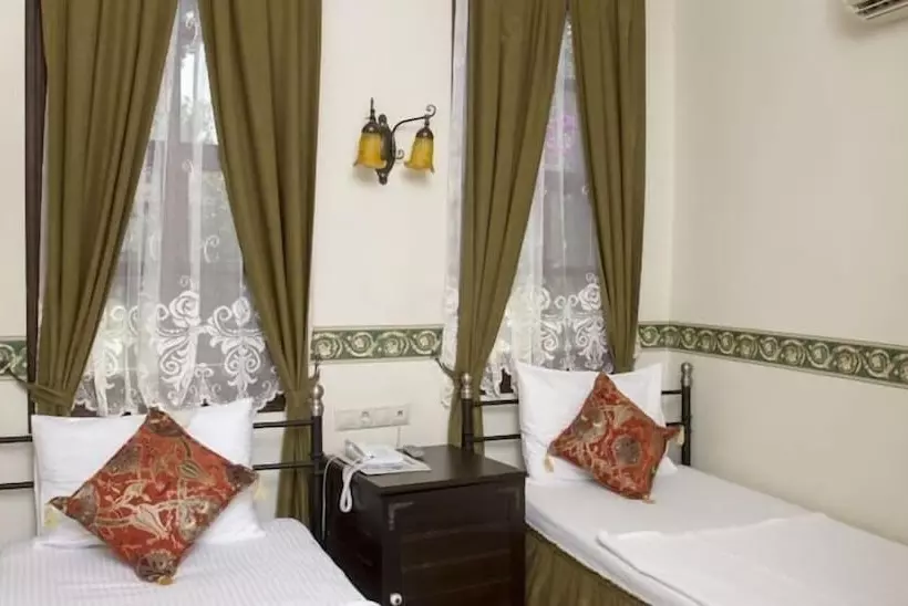 Fotos del hotel Deja Vu  Special Class:  42