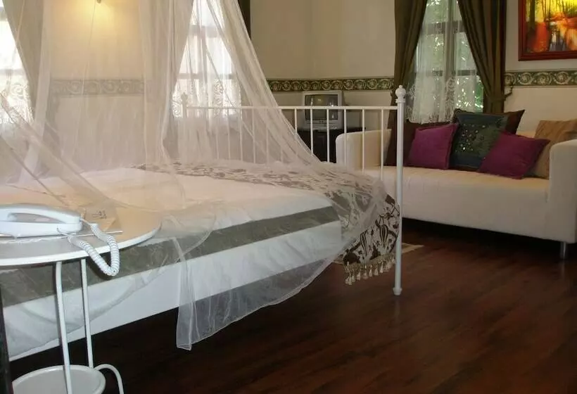 Fotos del hotel Deja Vu  Special Class:  45