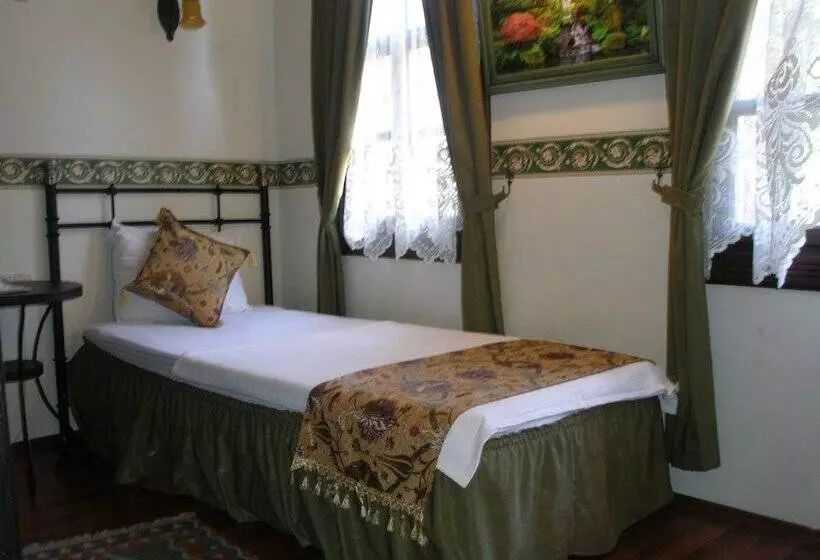 Fotos del hotel Deja Vu  Special Class:  52