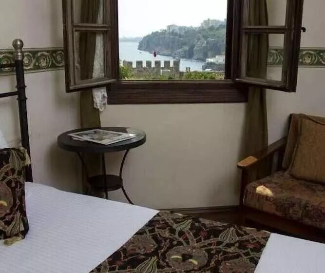 Fotos del hotel Deja Vu  Special Class:  37