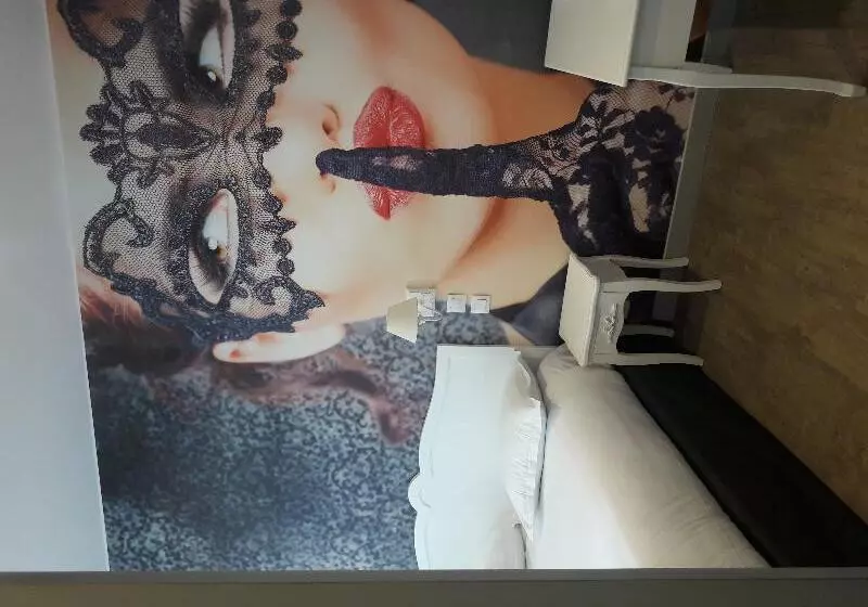 Fotos del hotel Le Glam S:  16