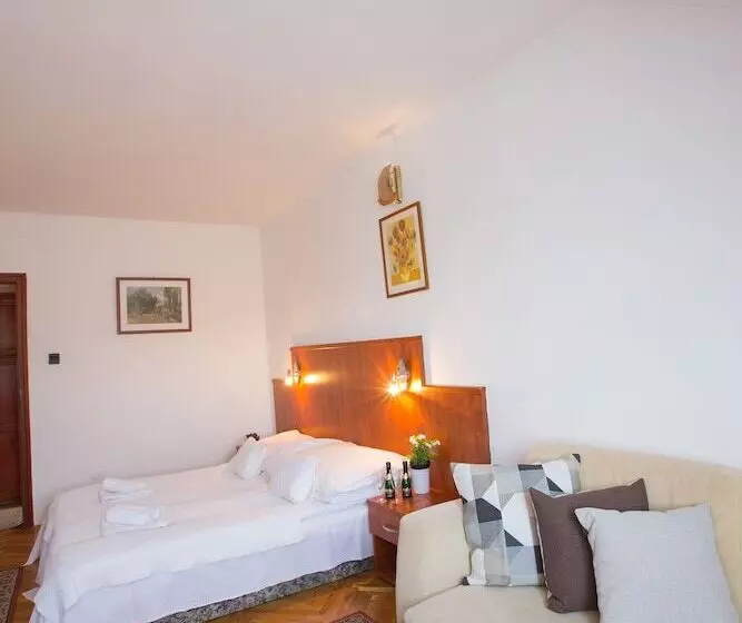 Fotos del hotel Helios  Pension:  11