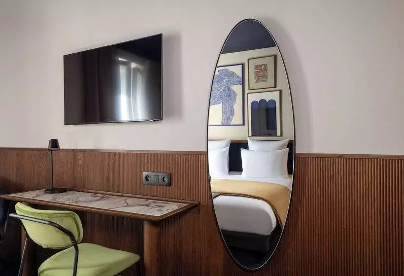 Fotos del hotel Cristal Champselysées:  19