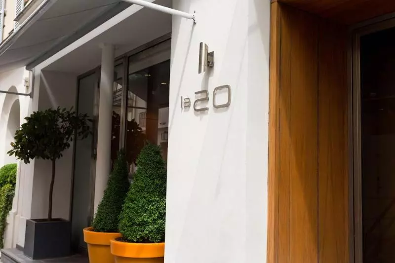 Fotos del hotel Le 20 Prieuré Hôtel:  14