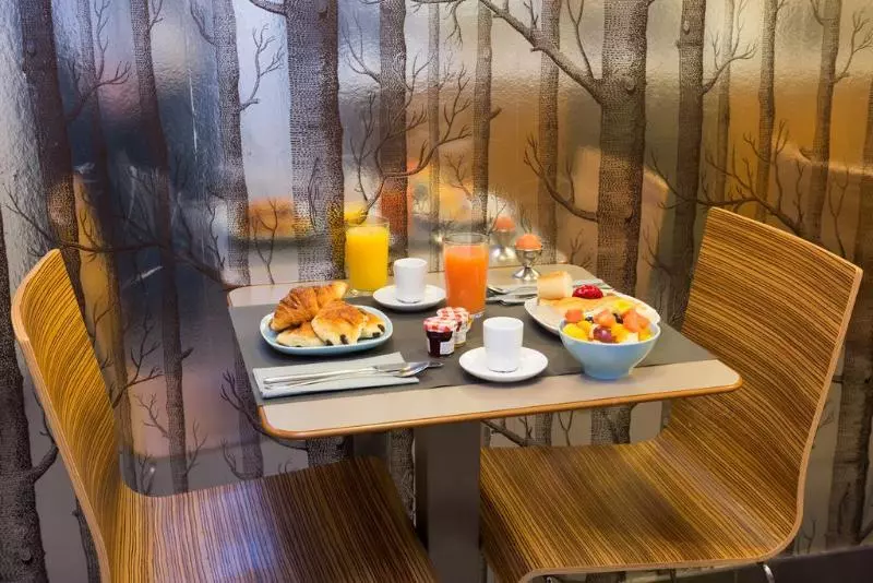 Fotos del hotel Le 20 Prieuré Hôtel:  12