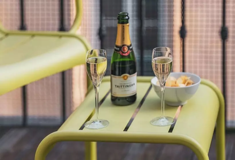 Fotos del hotel Le Petit Paris:  12