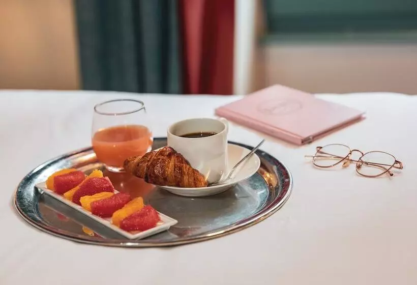 Fotos del hotel Le Petit Paris:  3