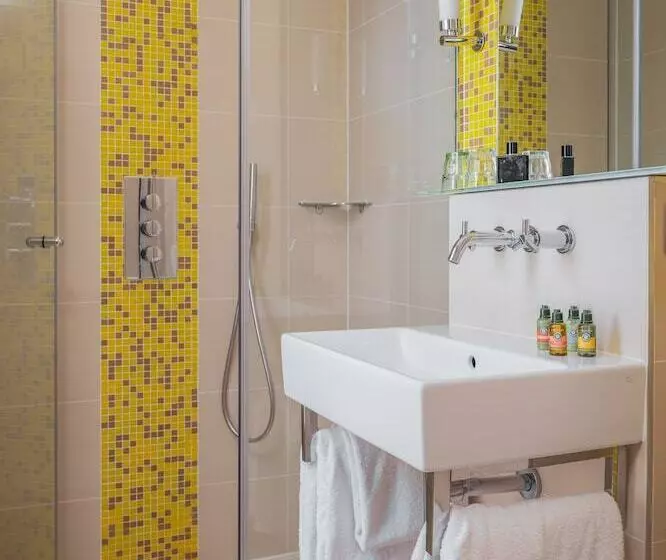 Fotos del hotel Le Petit Paris:  5