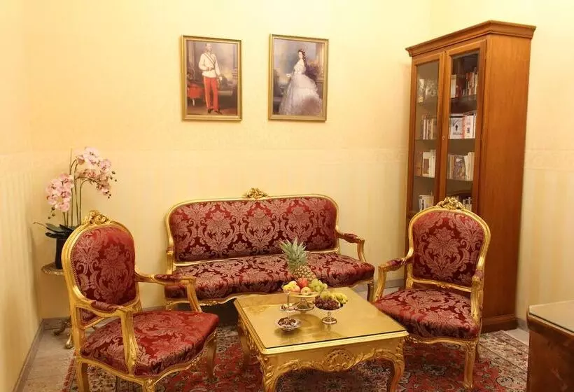 Fotos del hotel Opera Suites:  22