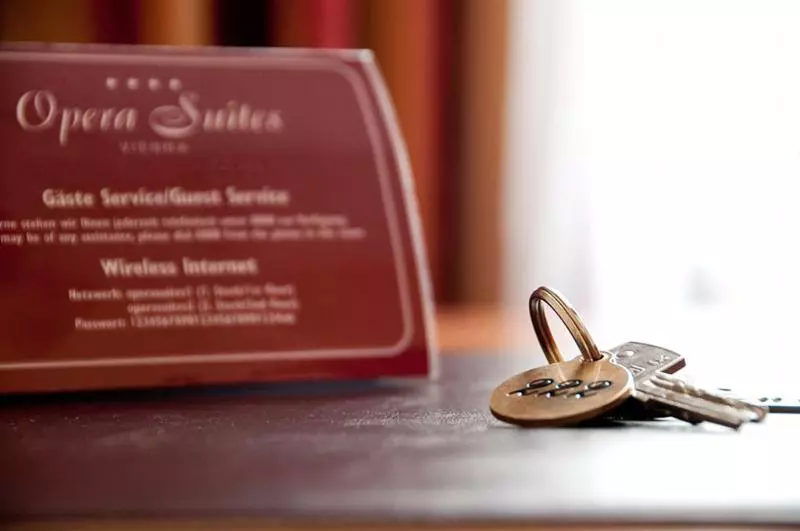 Fotos del hotel Opera Suites:  8