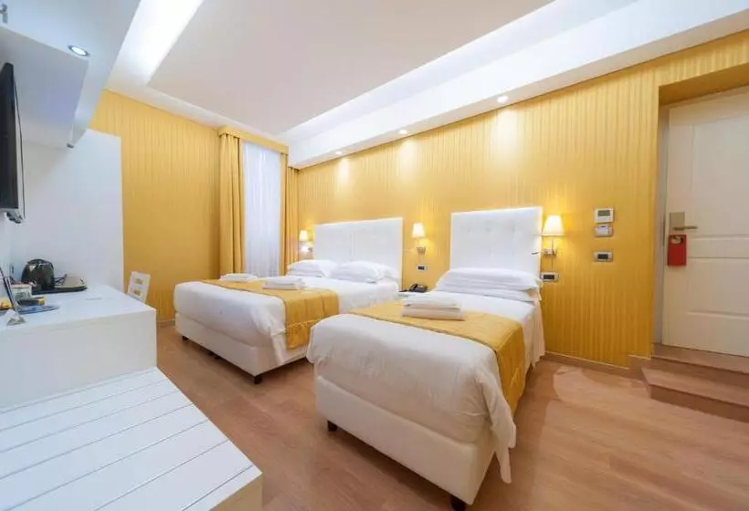 Fotos del hotel Trevi 41 Hotel:  5