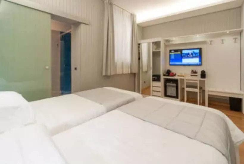 Fotos del hotel Trevi 41 Hotel:  7