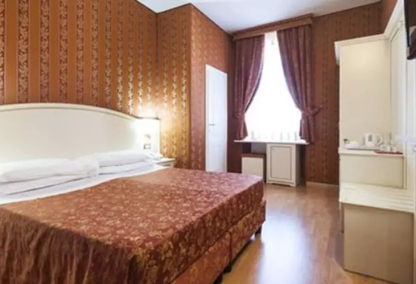 Fotos del hotel Trevi 41 Hotel:  3