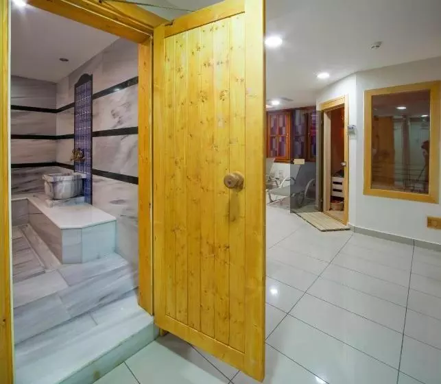 Fotos del hotel Glk Premier The Home Suites & Spa:  23