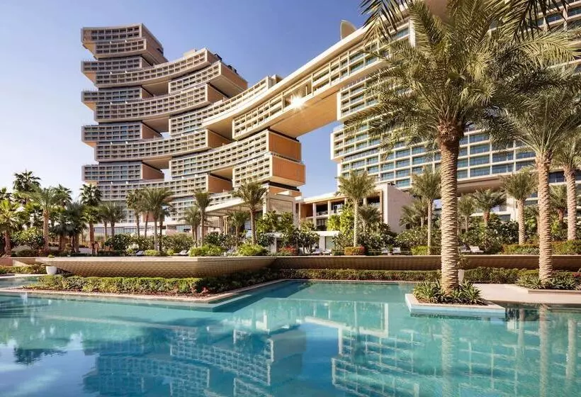 Atlantis, The Royal