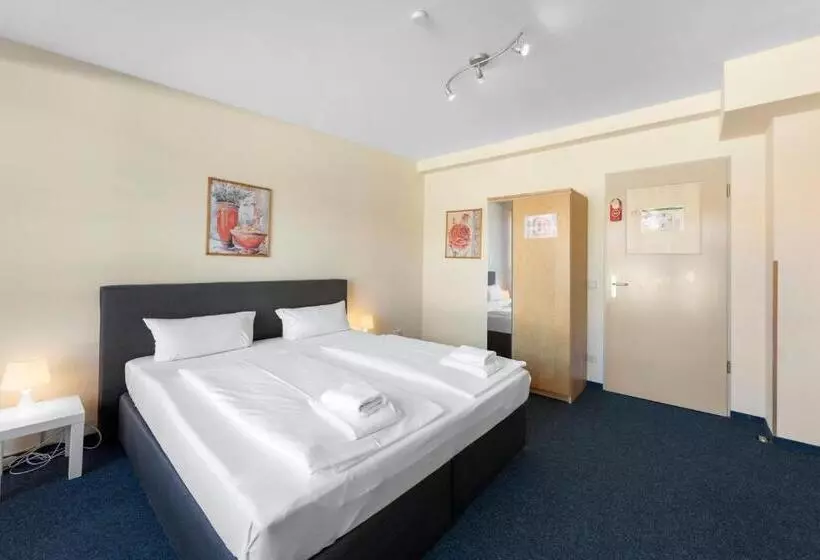 Fotos del hotel Comenius:  13