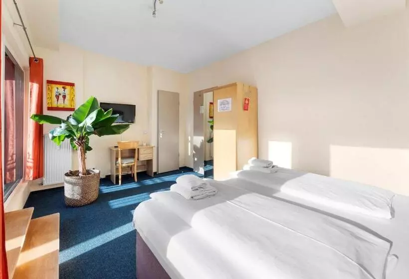 Fotos del hotel Comenius:  16