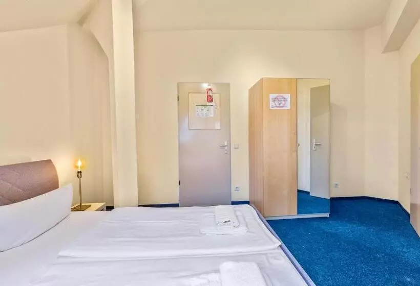 Fotos del hotel Comenius:  20