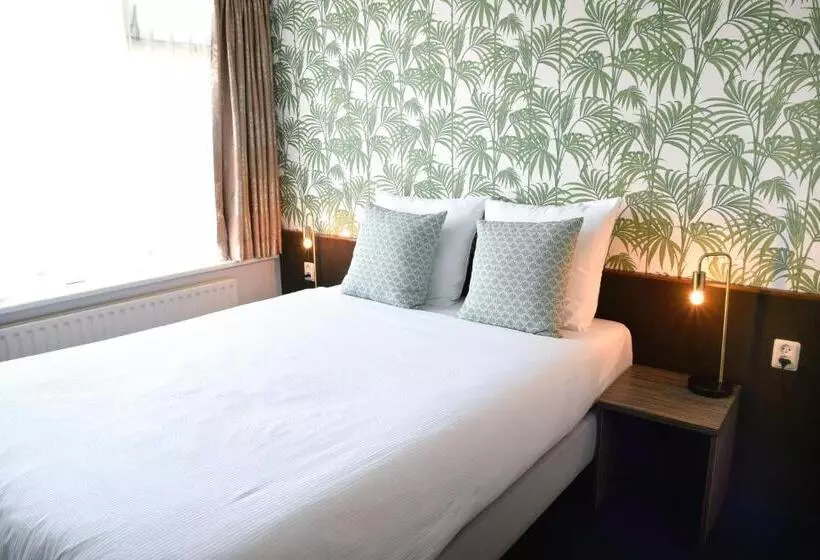 Fotos del hotel Sebel:  11