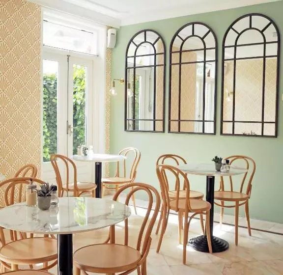 Fotos del hotel Sebel:  12