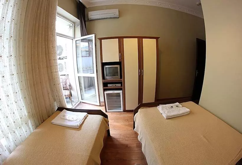 Fotos del hotel Paradise:  2