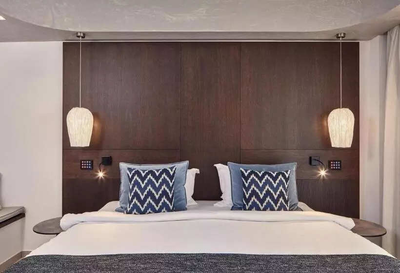 Atlantica Caldera Palace