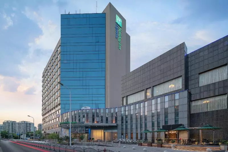 Holiday Inn Express Shanghai Jinqiao Central, An Ihg