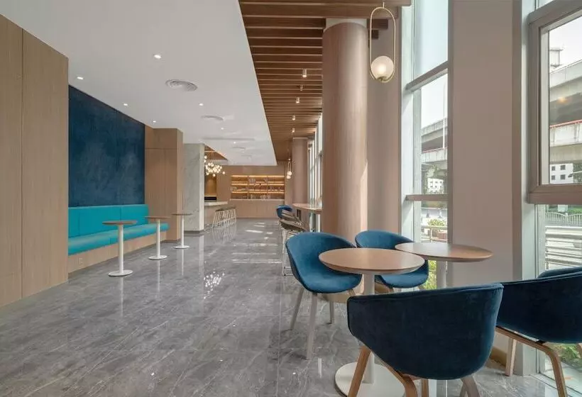 Fotos del hotel Holiday Inn Express Shanghai Jinqiao Central, An Ihg:  2