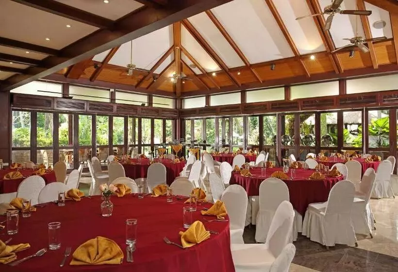 Fotos del hotel Aryaduta Lippo Village:  7