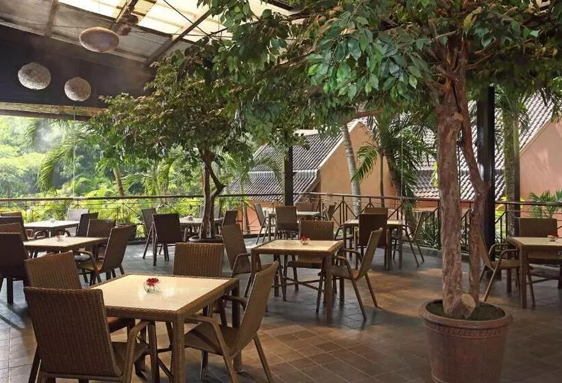 Fotos del hotel Aryaduta Lippo Village:  10