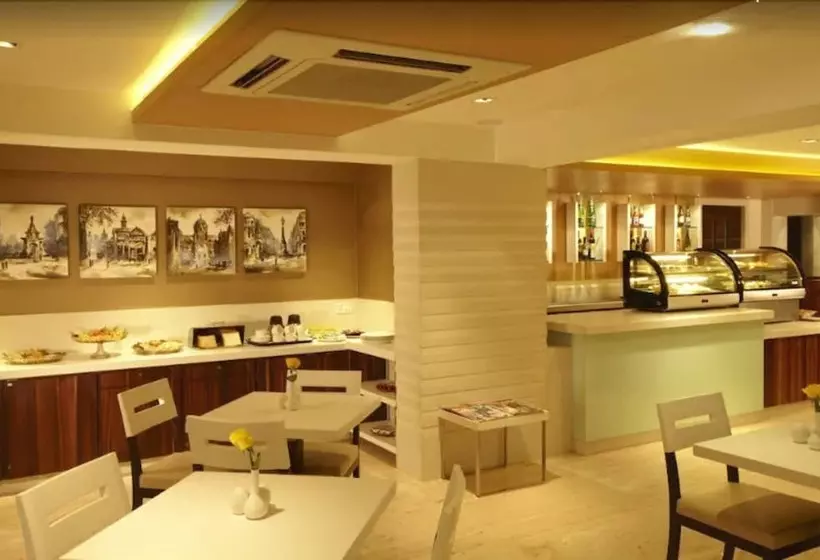 Fotos del hotel Bawa Continental:  9