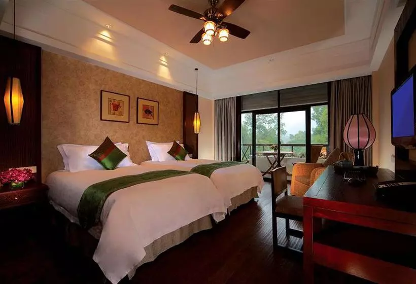 Landison Long Jing Resort