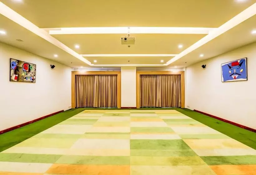 Fotos del hotel Lemon Tree Hotel, Electronics City  Bengaluru:  12