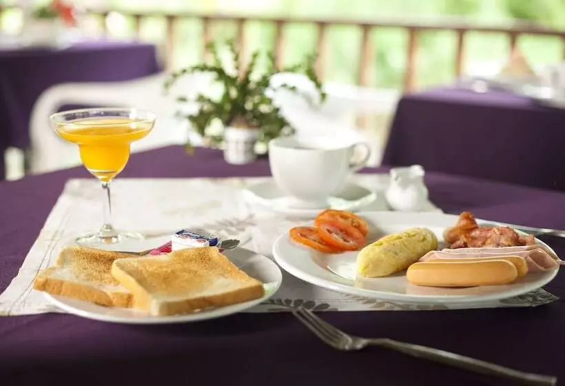 Fotos del hotel Motive Cottage Resort:  6