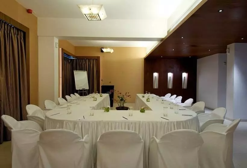 Fotos del hotel The Regenza By Tunga:  18