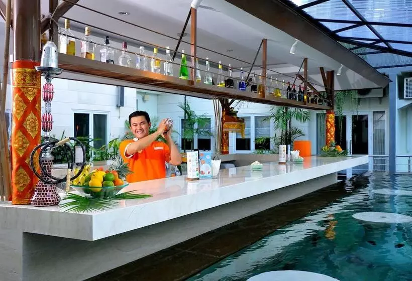 Fotos del hotel &amp; Residences Riverview Kuta  Associated Harris:  13