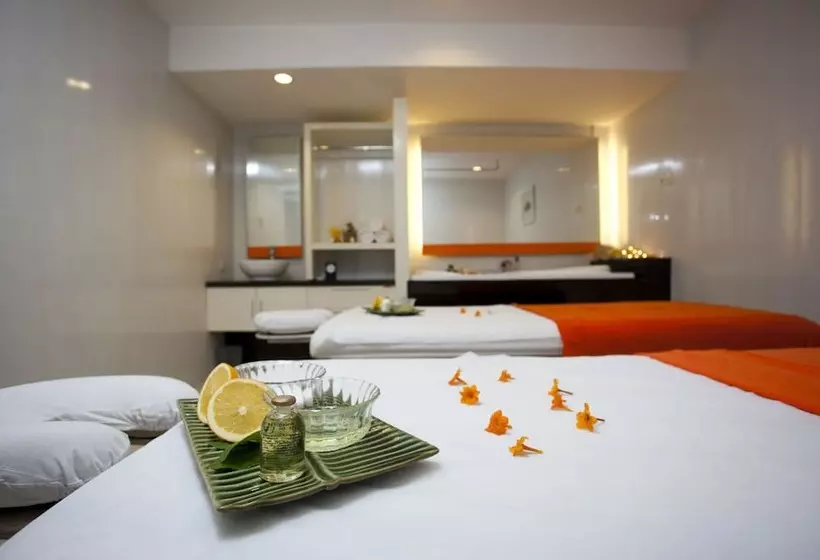 Fotos del hotel &amp; Residences Riverview Kuta  Associated Harris:  24