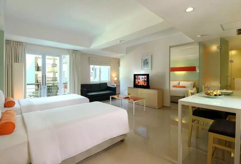 Fotos del hotel &amp; Residences Riverview Kuta  Associated Harris:  21