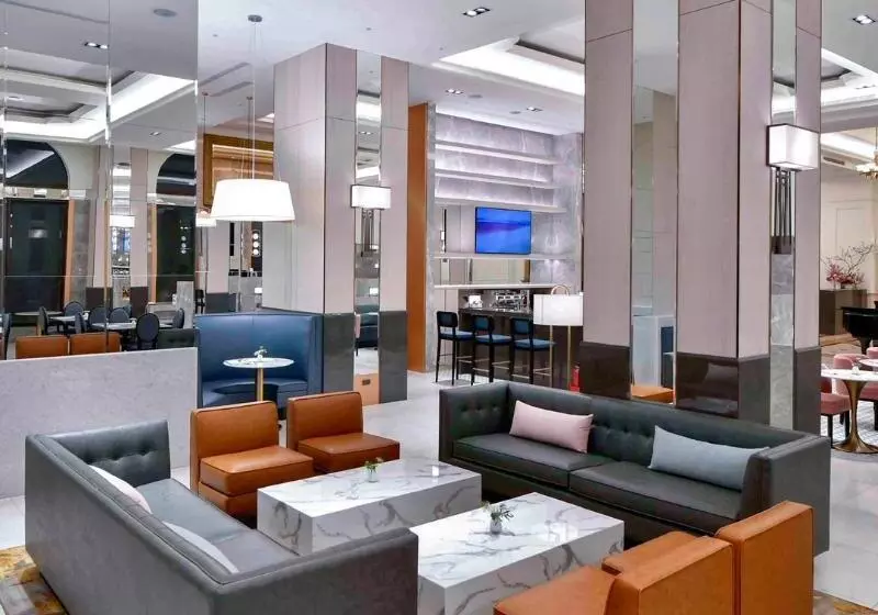 Fotos del hotel Capital:  3