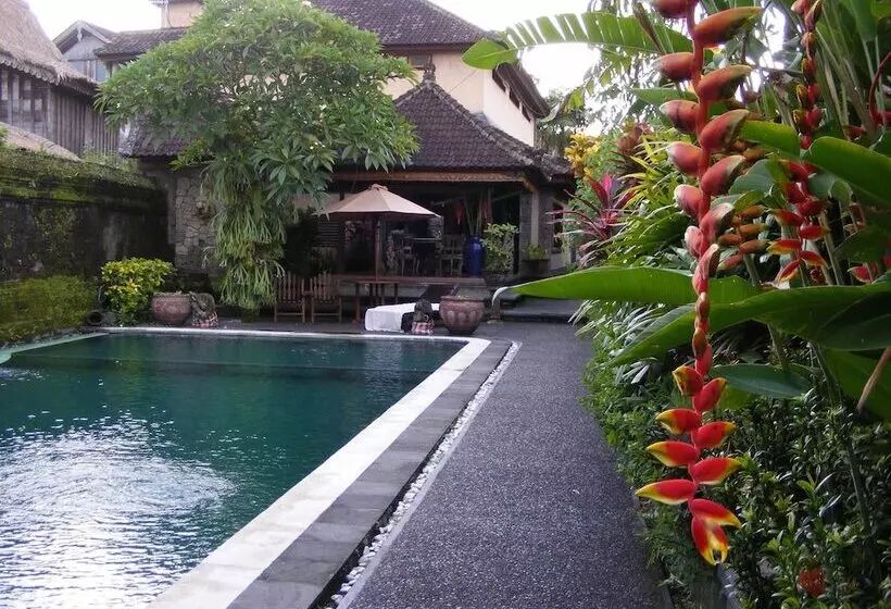 Fotos del hotel Jalan Jalan Villas & Spa:  2