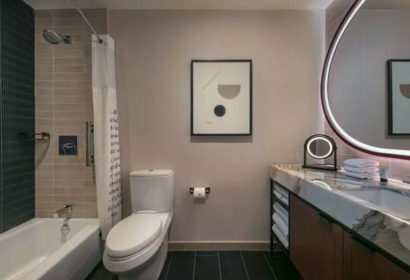 Fotos del hotel Thewit Chicago  A Doubletree By Hilton:  19