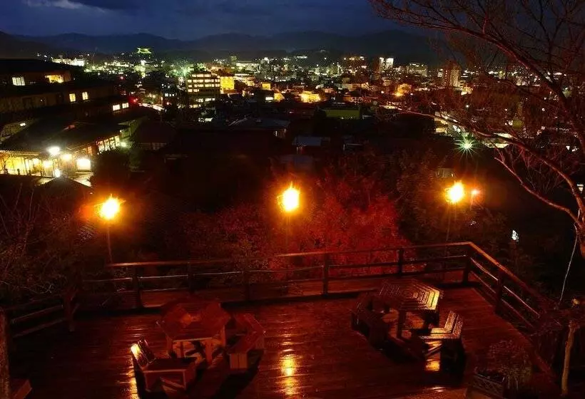 Fotos del hotel Hidatakayama Futarishizuka Hakuun:  11