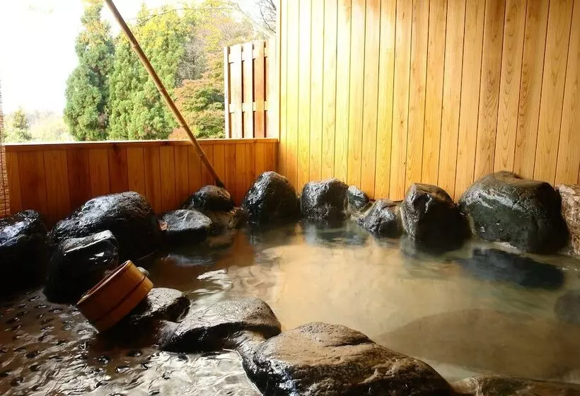 Hidatakayama Futarishizuka Hakuun