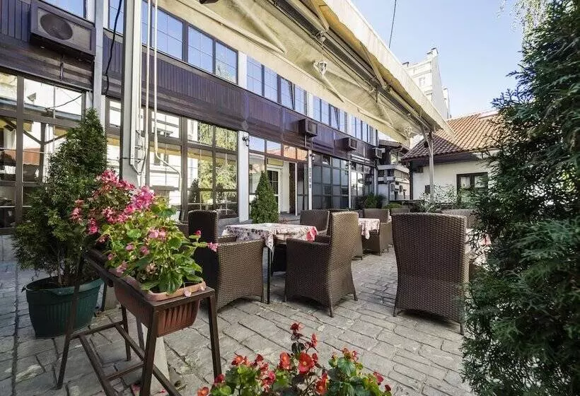 Fotos del hotel Garni Hotel Le Petit Piaf:  5