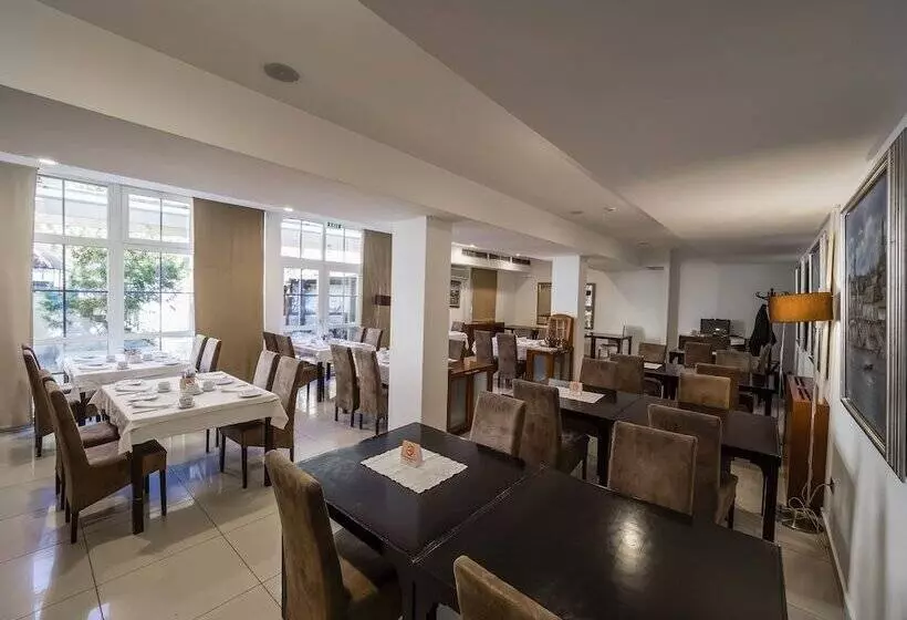 Fotos del hotel Garni Hotel Le Petit Piaf:  8